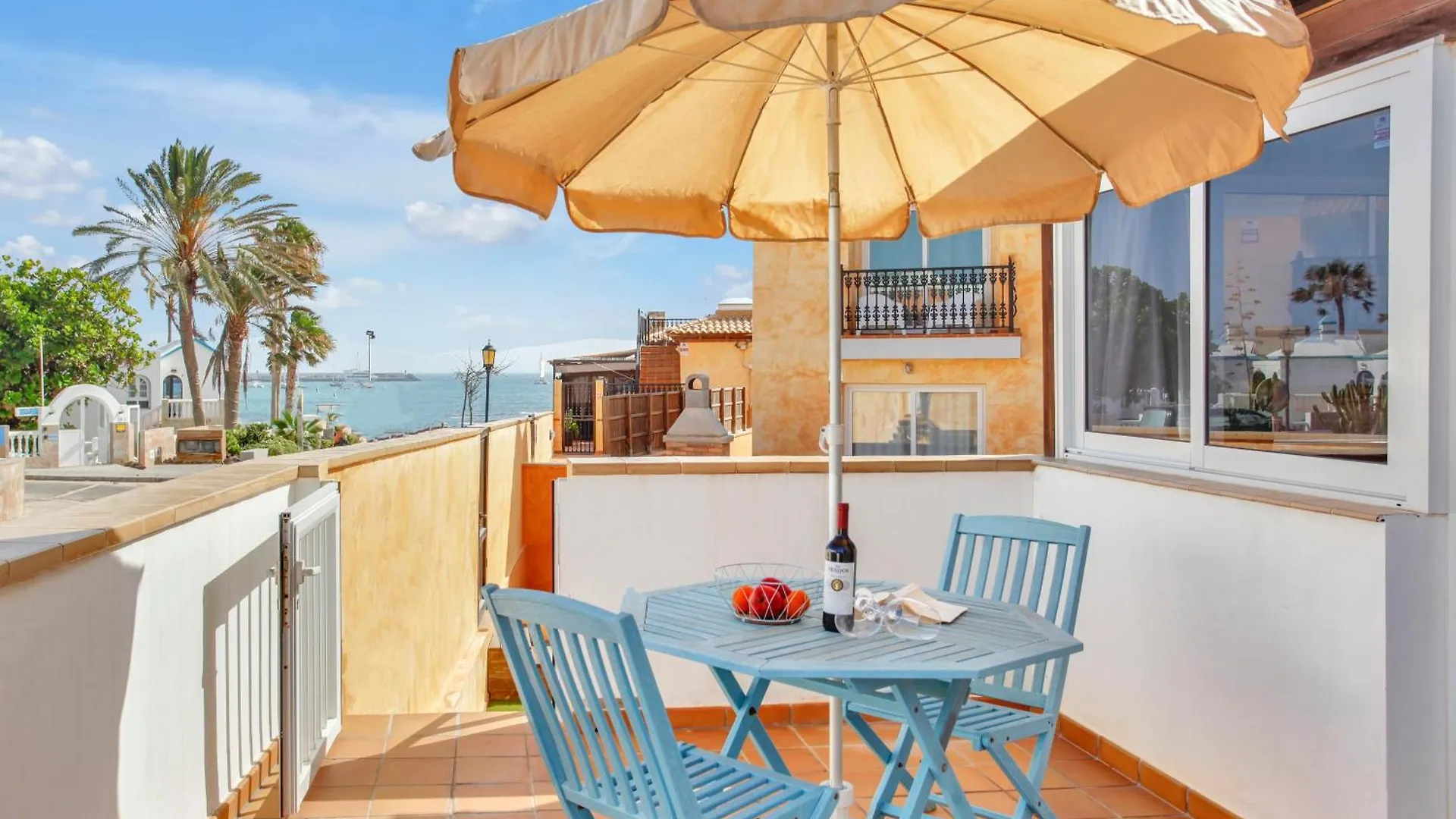 Amazing Villa By The Beach With Private Pool Corralejo