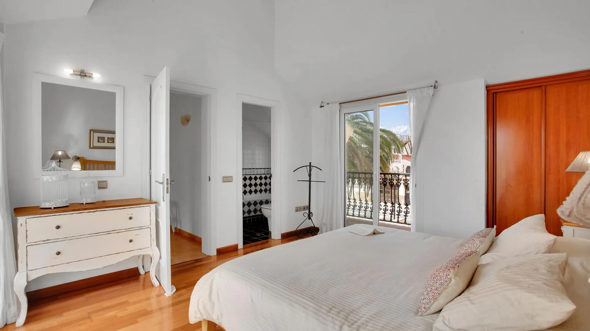 Amazing Villa By The Beach With Private Pool Corralejo 0*,